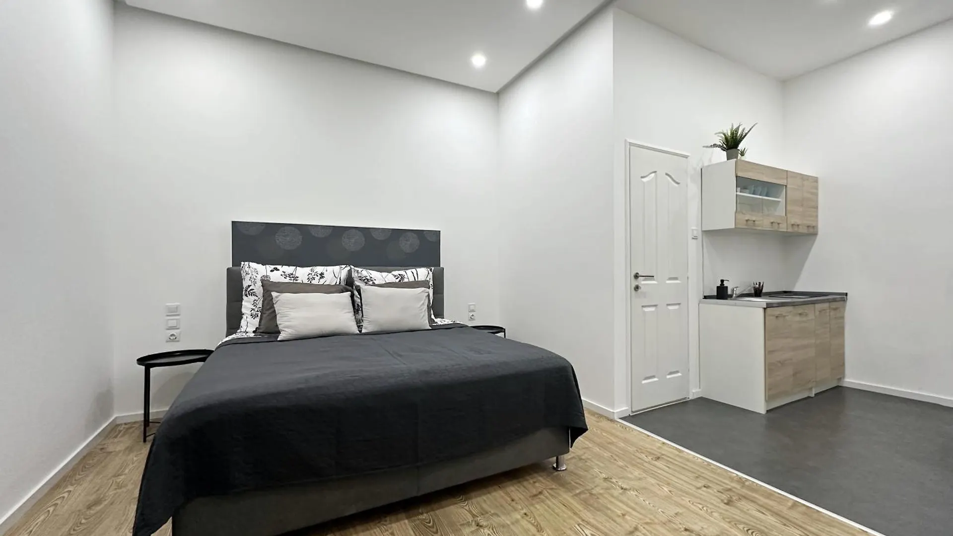 Brhomes Emerald Residence Budapest Apartment